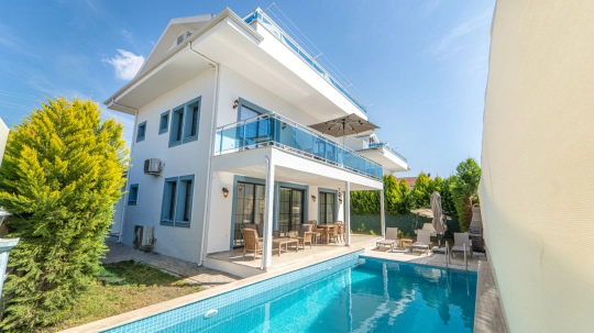 Villa Eylül Çiftlik - Muğla, Fethiye, Çalış - Deniz manzaralı tatil villası