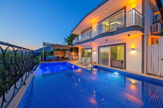 Villa Arlena - Antalya, Kaş, Kalkan / Üzümlü - Deniz manzaralı tatil villası
