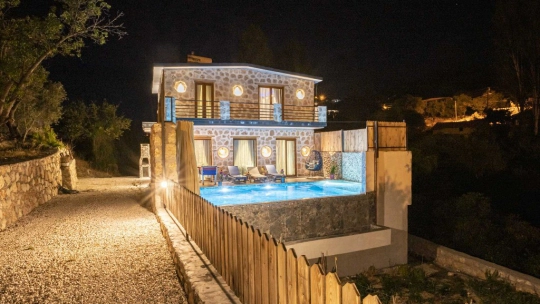 Villa Family - Antalya, Kaş, Kalkan / Sarıbelen - Deniz manzaralı tatil villası