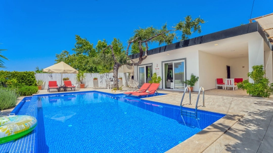 Villa Fire - Antalya, Kaş, Kalkan / Üzümlü - Deniz manzaralı tatil villası