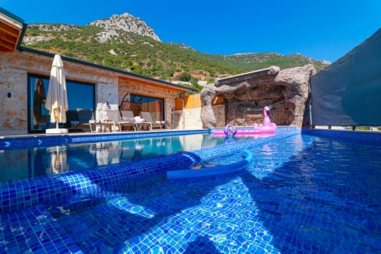 Villa Tropik - Antalya, Kaş, Kalkan/ Akbel - Deniz manzaralı tatil villası