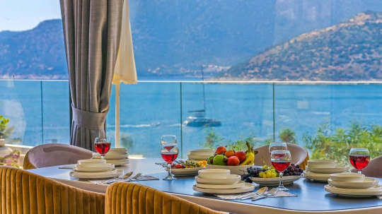 Villa Uğurlu Kışla - Antalya, Kaş, Kalkan / Kışla kiralık villa