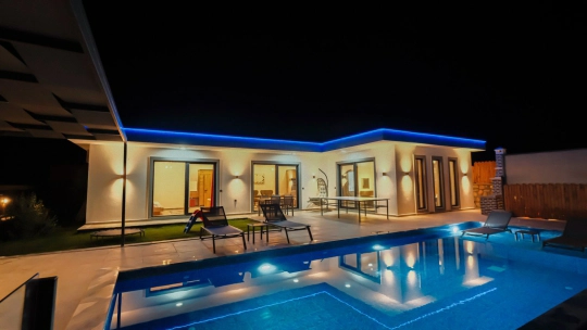 Villa Berrak - Antalya, Kaş, kalkan / Çavdır - Deniz manzaralı tatil villası