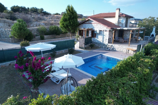 Villa Döğer - Muğla, Fethiye, Seydikemer - Deniz manzaralı tatil villası