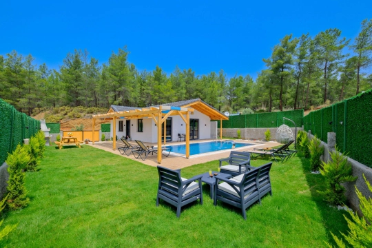 Villa Göçmez Pine - Muğla, Fethiye, Esenköy - Deniz manzaralı tatil villası