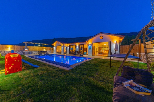 Villa Halley - Antalya, Kaş, Kalkan / Sarıbelen - Deniz manzaralı tatil villası