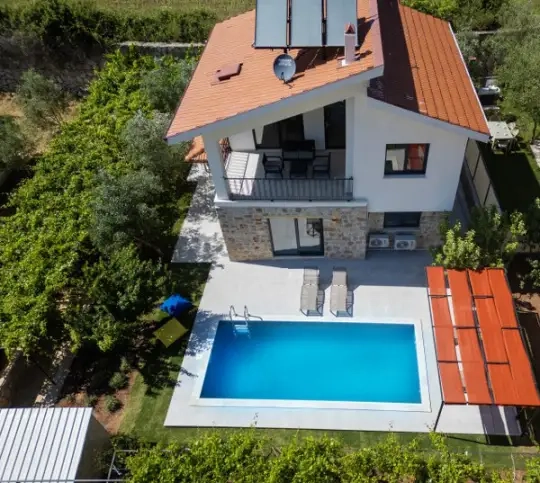 Villa Kırmızı 2 - Muğla, Fethiye, Yeşilüzümlü - Villa fotoğrafı 2