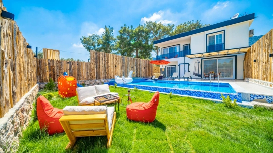 Villa Pine - Antalya, Kaş, Kalkan / Kumluova - Deniz manzaralı tatil villası