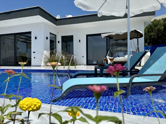 Villa Teg - Antalya, Kaş, kalkan / Çavdır - Deniz manzaralı tatil villası