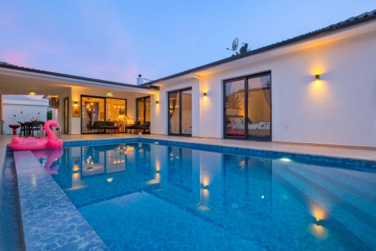 Villa Tulu - Muğla, Fethiye, Seydikemer - Deniz manzaralı tatil villası