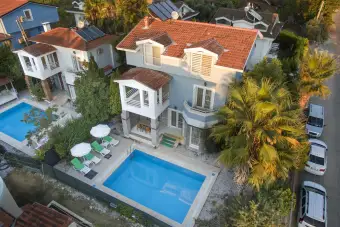Villa Blue Diamond