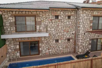 Villa Kum