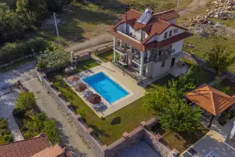 Villa Opal Premium