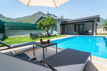 Villa Çağan Clove Pink