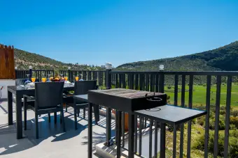 Apart Defne Ağacı Suit