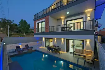 Villa Day 1