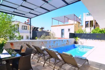 Villa Deep