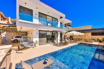 Villa Kaira