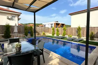 Villa Luck