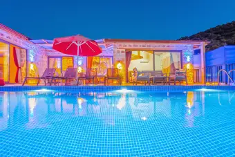 Villa Mit 1