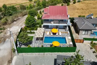 Villa Ata 2