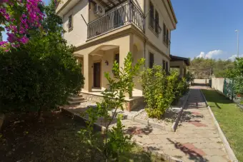 Villa Umberto Çalış