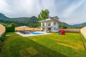 Villa Aşiyan İnlice