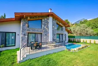 Villa Eser