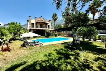 Villa Halat