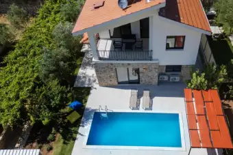 Villa Kırmızı 2