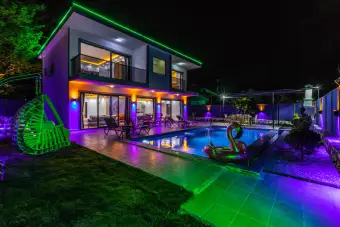 Villa Last