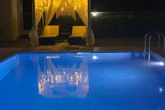 Villa Log 1