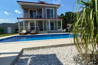 Villa Log 2