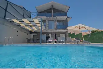 Villa Mana 4