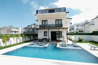 Villa Mirza 1