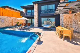 Villa Sarcan 3