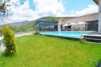 Villa Sonyaz