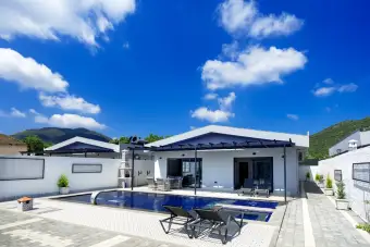 Villa Yaka