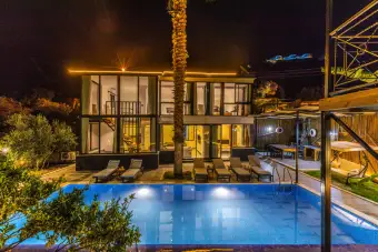 Villa Zirkon