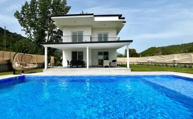 Villa Aşiyan İnlice