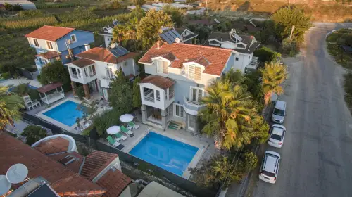 Villa Blue Diamond