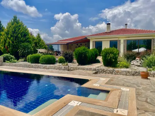 Villa Yeşil Üzümlü