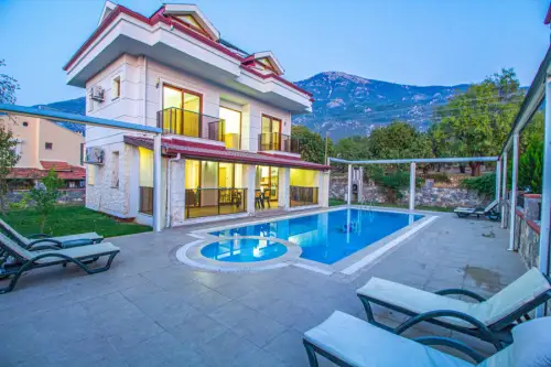 Villa Prestij Makri